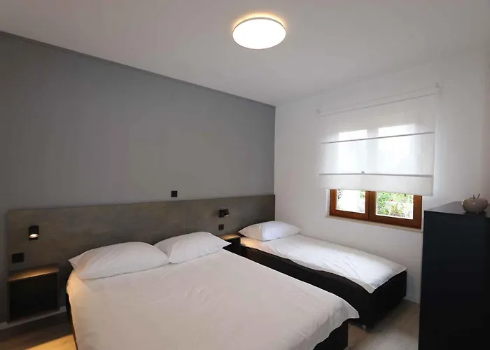 In With Two-bedrooms 7 아파트 실로
