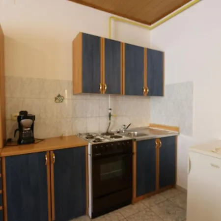 In With Two-bedrooms 7 * Silo (Krk)