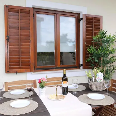 In With Two-bedrooms 7 Apartament